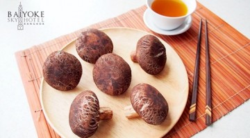 โรงแรมใบหยกสกาย ขอนำเสนอซาลาเปารูปแบบใหม่ "ซาลาเปาเห็ดหอม"