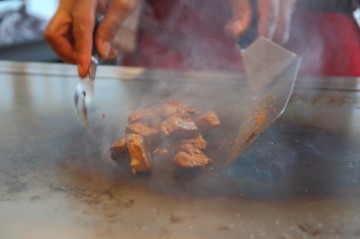 Benihana เทปันยากิร้อนฉ่า พร้อมลีลาเชฟขั้นเทพ