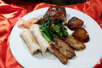 บุฟเฟ่ต์อาหารจีน เป็ดปักกิ่ง หมูหัน ไม่อั้น! มาอิ่มเอมกันได้ที่ Feast