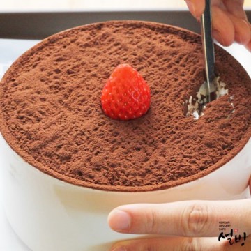 HAN CHOCO SULBING ดื่มด่ำกับรสชาติช็อกโกแลตแท้สุดเข้มข้น