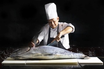 บุฟเฟ่ต์ปลาทูน่าและเมนูญี่ปุ่นเพื่อสุขภาพ @ Flavors