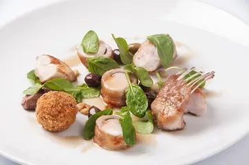 เมนูต้นตำรับอิตาเลียนแท้รูปแบบร่วมสมัย @ La Scala