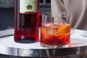 “สัปดาห์แห่งเนโกรนี” ดื่มเพื่อการกุศล ณ อัพ แอนด์ อะบัฟ บาร์