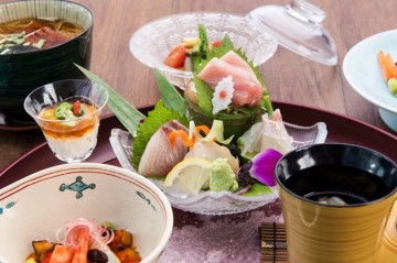 เมนูพิเศษช่วงฤดูร้อน ณ ห้องอาหารยามาซาโตะ