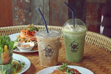 อร่อยชิลล์ที่โฮสเทล Siam Plugin 