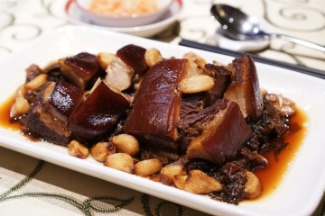 ห้องอาหารฟุกหยวน เสิร์ฟมื้ออร่อยระดับจักรพรรดิ์