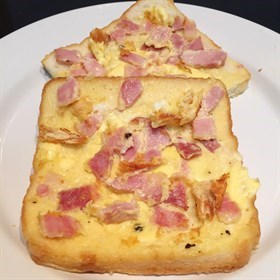 French toast with cheese&bacon 