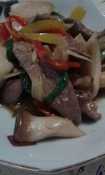 เห็ดออรินจิผัดตับ