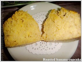 เค้กกล้วยหอมอบ  (Roasted banana cupcake)