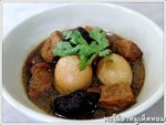 พะโล้ขาหมูเห็ดหอม