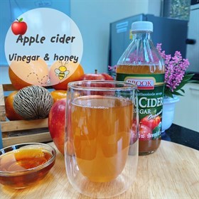แอปเปิลไซเดอร์ผสมน้ำผึ้ง (Apple cider vinegar&honey)