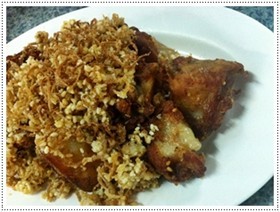 ไก่ทอดตะไคร้กรอบ