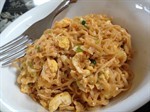 เส้นเล็กผัดไข่