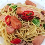 spaghetti chili sausage and pork