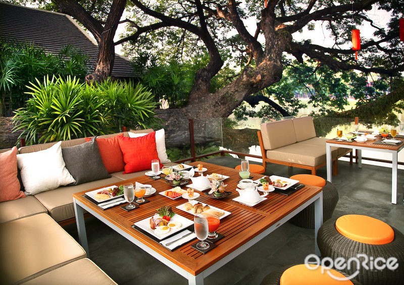 Deck 1 (เดค วัน)