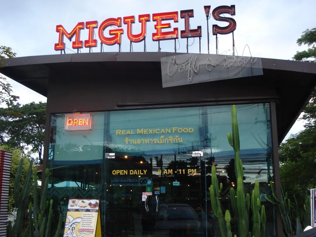 Miguel's Cafe & Bar