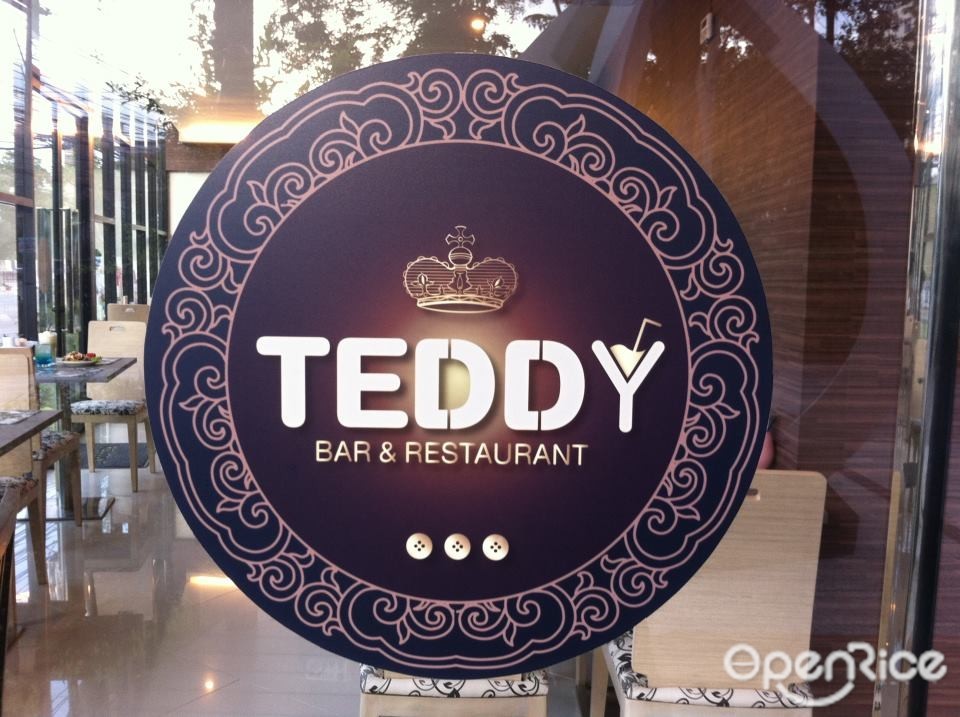 Teddy Cake & Restaurant