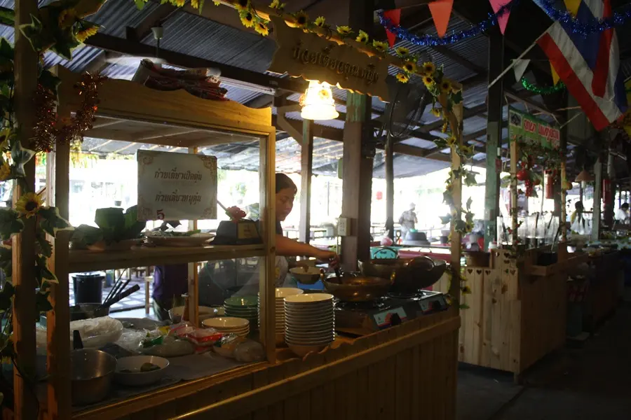 ก๋วยเตี๋ยวคุณหญิง