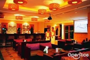 Solaris Pub & Karaoke