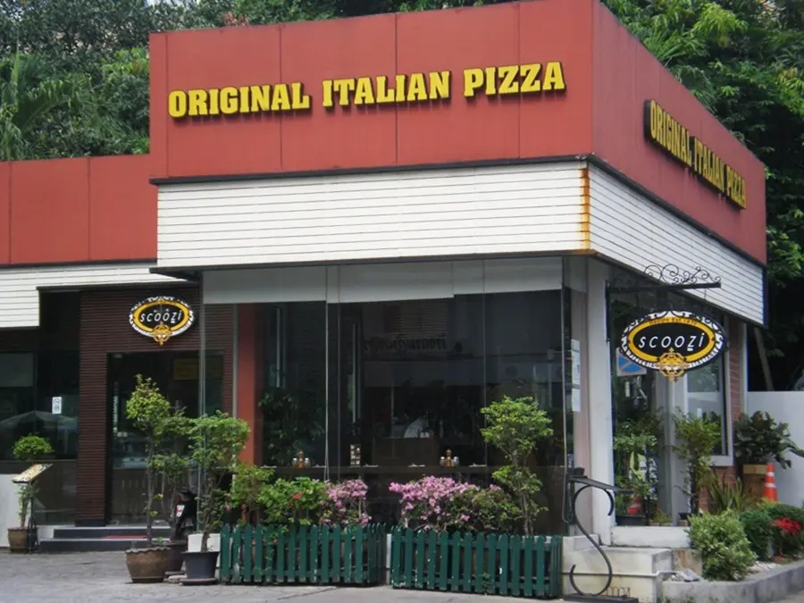 Scoozi Pizzeria (สกูซี่ พิซเซอเรีย)