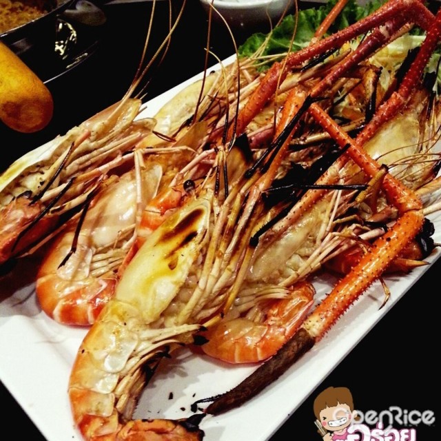Somboon Seafood-door-photo