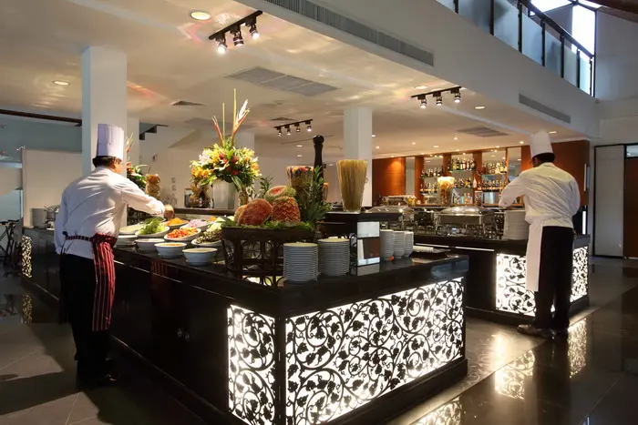 Sila Restaurant & Bar (ศิลา)