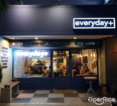 Everyday+ Cafe