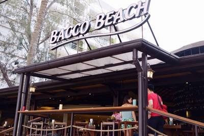 Bacco beach-door-photo