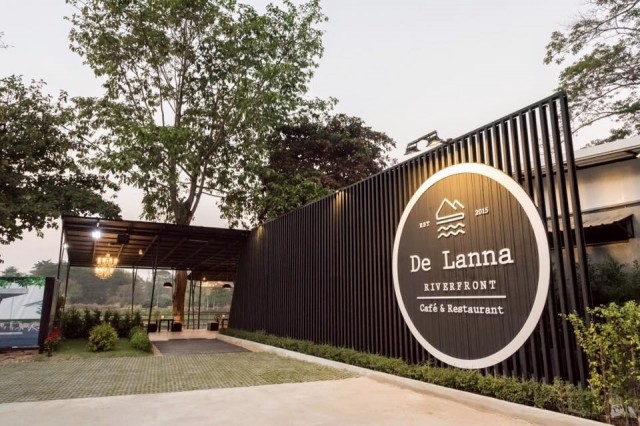 De Lanna Riverfront Cafe & Restaurant (เดอลานนา)-door-photo
