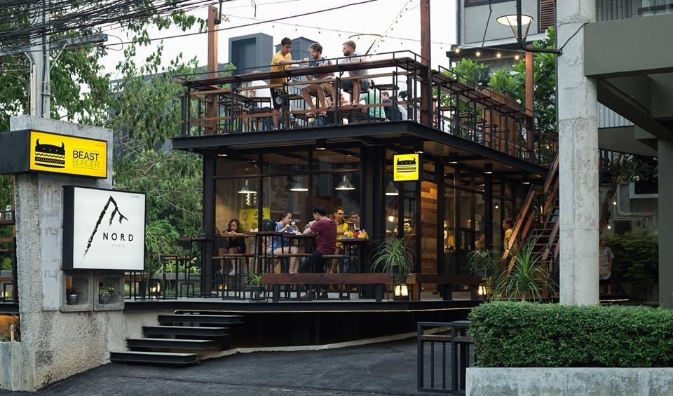 Beast Burger (บีสท์เบอร์เกอร์)