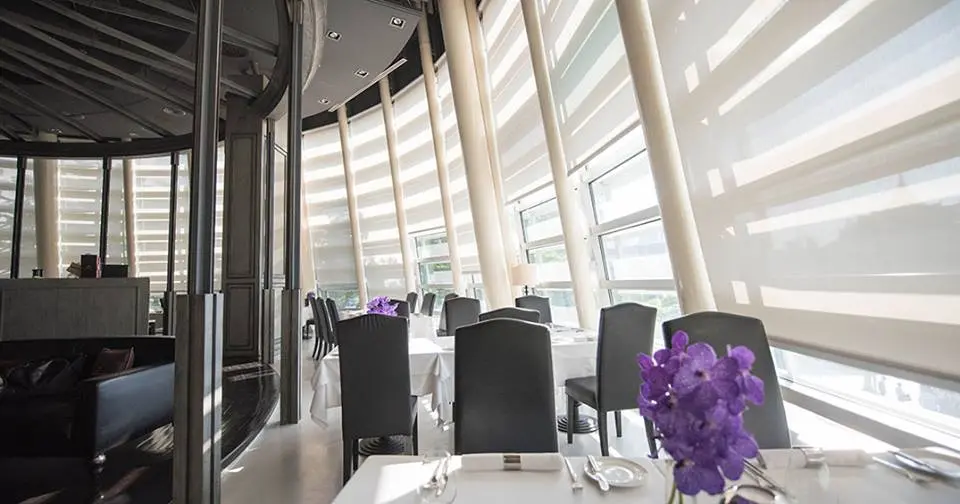 Water Library (วอเตอร์ ไลบราลี่) - French Western Restaurant Casaul ...