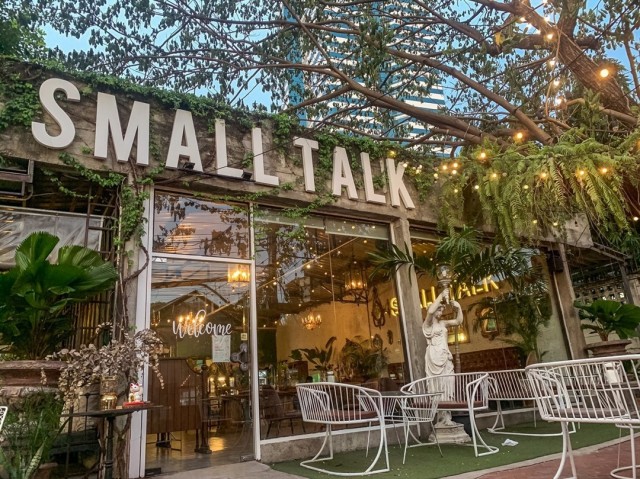 Small on sale talk cafe