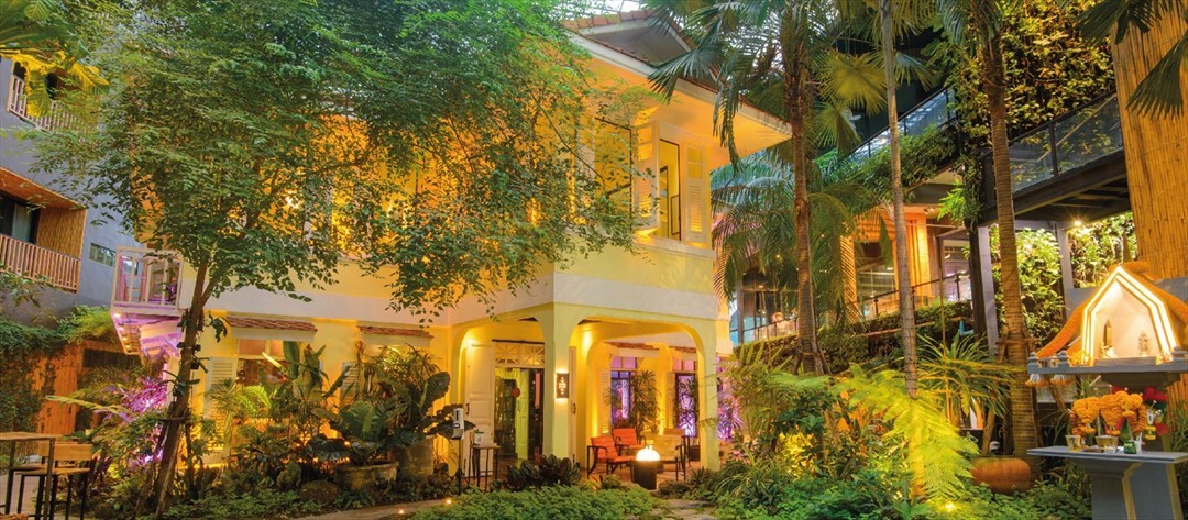 Wana Yook (วรรณยุค)