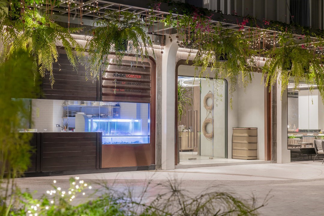 Jumbo Lobster (จัมโบ้ ล็อบสเตอร์)