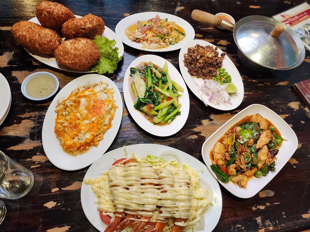 เม้งปูดอง ตลาดพลู