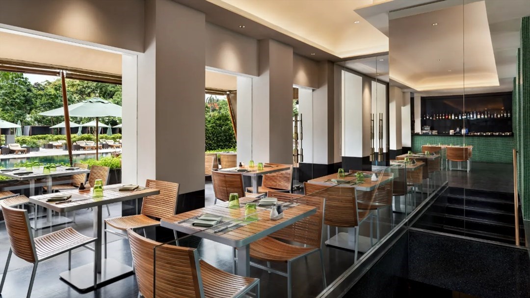 พูล เทอร์เรซ คาเฟ่ แอนด์ บาร์