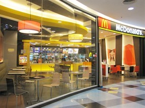 McDonald's (แมคโดนัลด์)