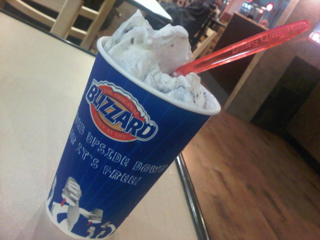 Blizzard Oreo - รูปภาพร้าน แดรี่ควีน กริลล์ แอนด์ ชิลล์ ใน ปทุมวัน ...