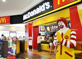 McDonald's (แมคโดนัลด์)