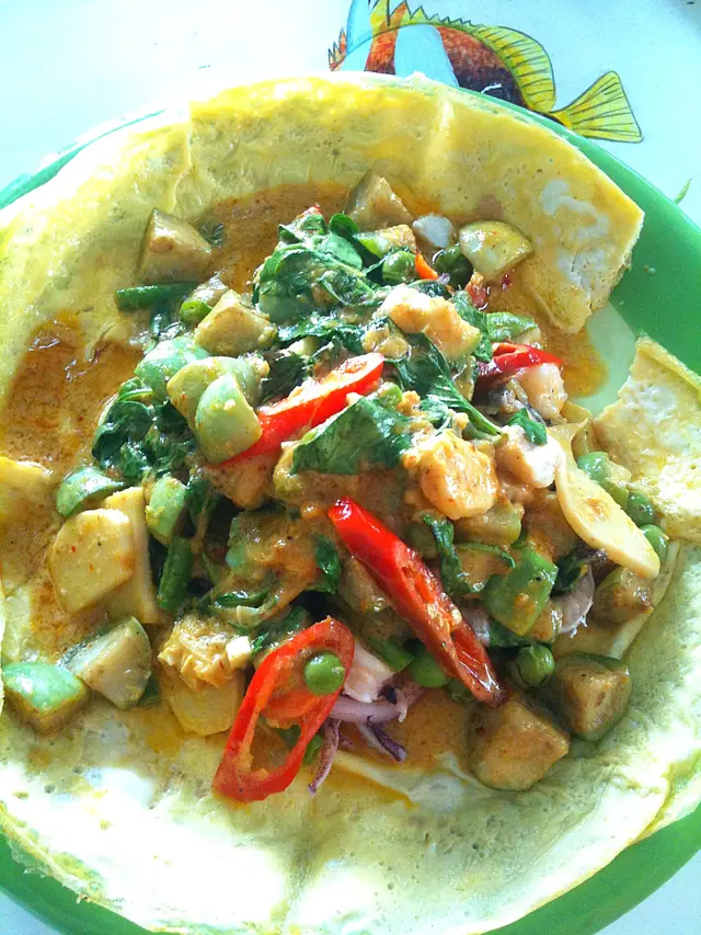 ไข่เจียวแกงเขียวหวาน