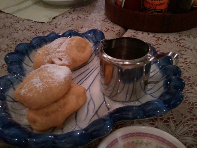 ของหวาน: กล้วยชุบแป้งทอด