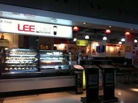 Lee Cafe (ลี คาเฟ่)