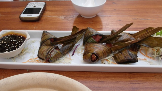 ไก่ห่อใบเตย