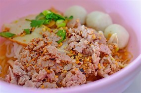 ก๋วยเตี๋ยวต้มยำ ห้วยใหญ่ 