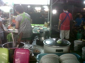 อาหารตามสั่งพี่จุ๋ม