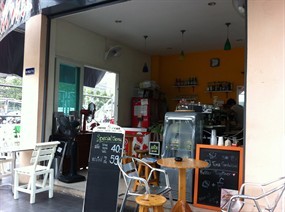 Cafe In Plern Plern