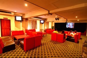 Khum Suphan Karaoke