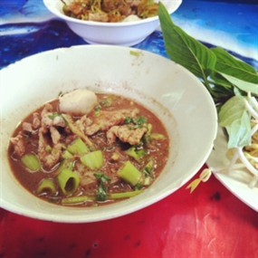 ก๋วยเตี๋ยวเรือป้าทองคำ