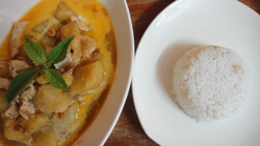 มั่นสมัน