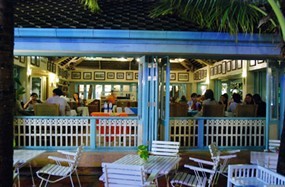 Chomlay Restaurant